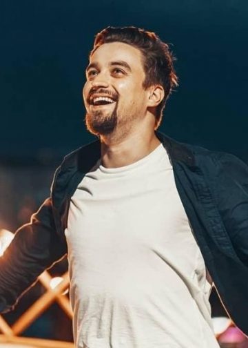 Alexandru, 28 de ani