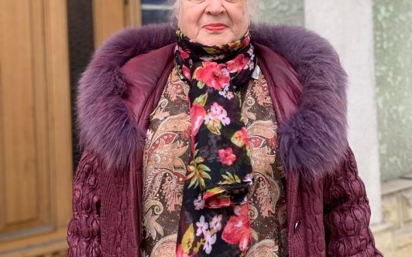 Ludmila, 64 ani