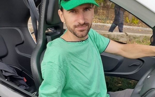 Anatolii, 34 de ani