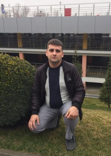Inga, 37 de ani.