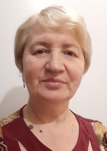 Veronica, 57 de ani