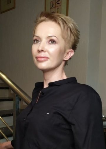 Diana, 44 de ani