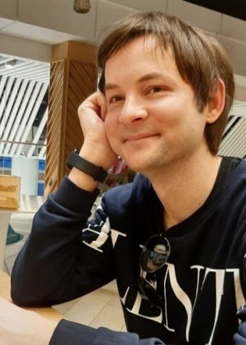 Alexandru, 33 de ani