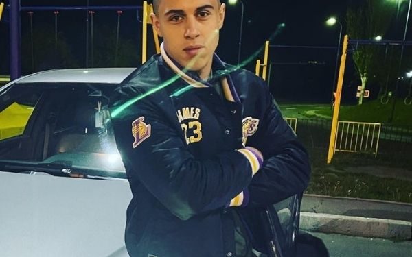 Alexandru, 33 de ani
