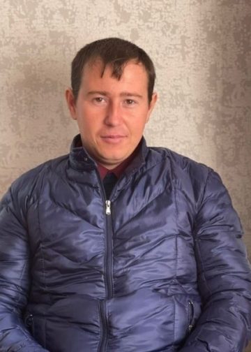 Alexandru, 33 de ani