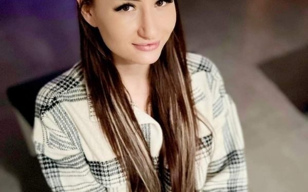 Claudia, 21 de ani