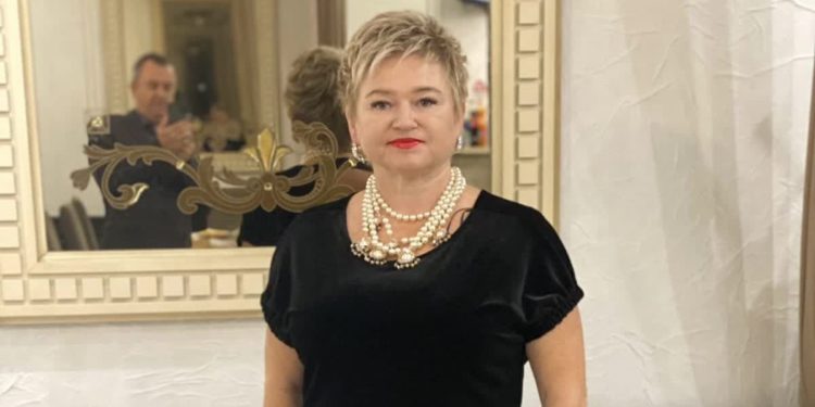 Victoria, 53 de ani