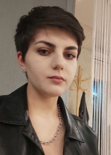 Ana Maria, 27 de ani